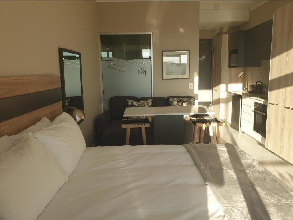 Menlyn Maine Apartments Pretoria-Noord Esterno foto