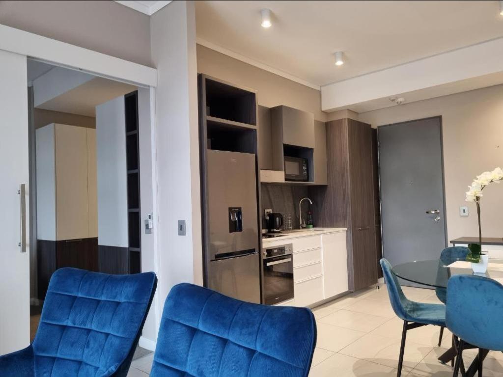 Menlyn Maine Apartments Pretoria-Noord Esterno foto