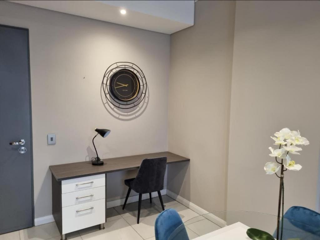 Menlyn Maine Apartments Pretoria-Noord Esterno foto