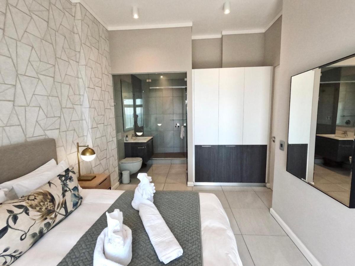 Menlyn Maine Apartments Pretoria-Noord Esterno foto