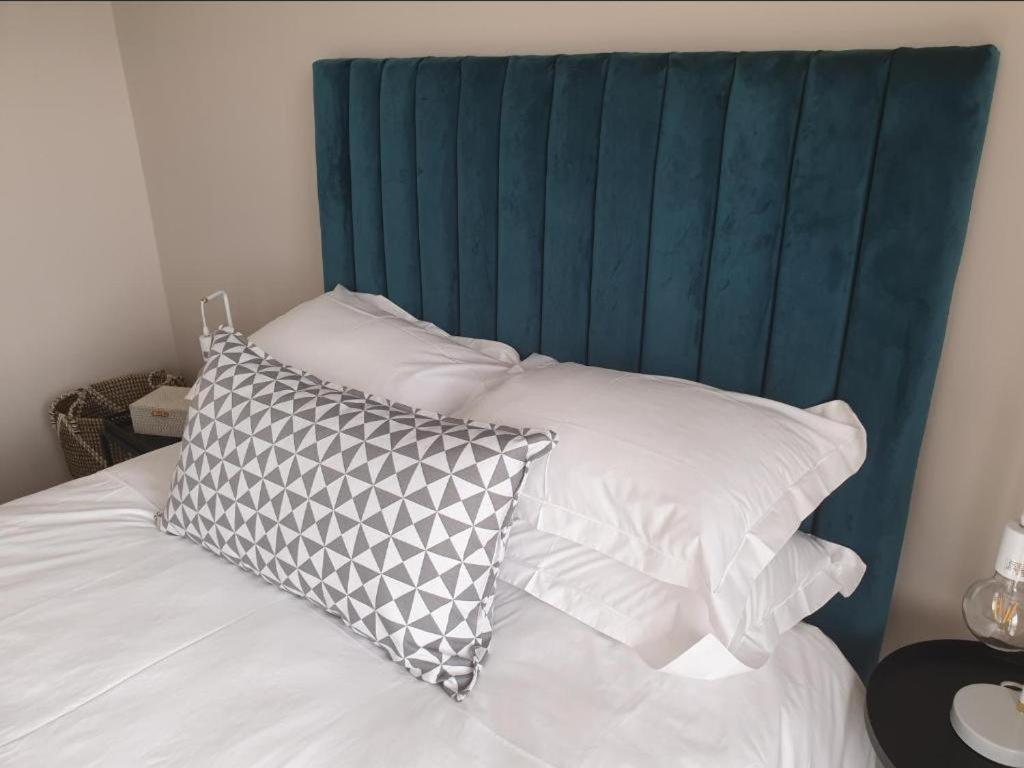 Menlyn Maine Apartments Pretoria-Noord Esterno foto