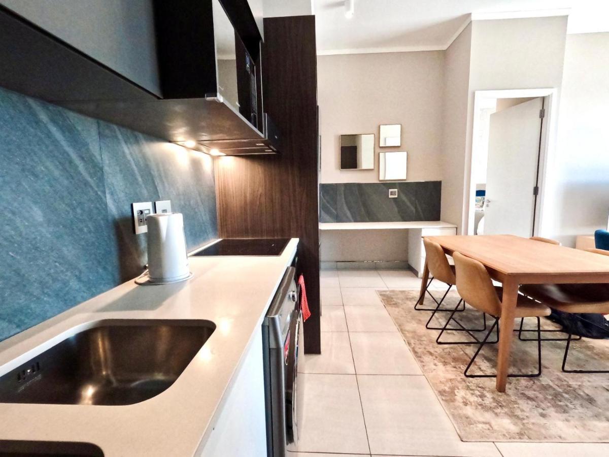 Menlyn Maine Apartments Pretoria-Noord Esterno foto